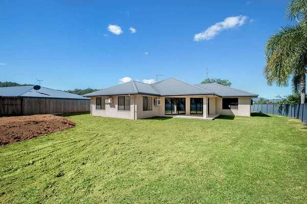 15 Shelbourne Street, Bentley Park - Thumbnail 2