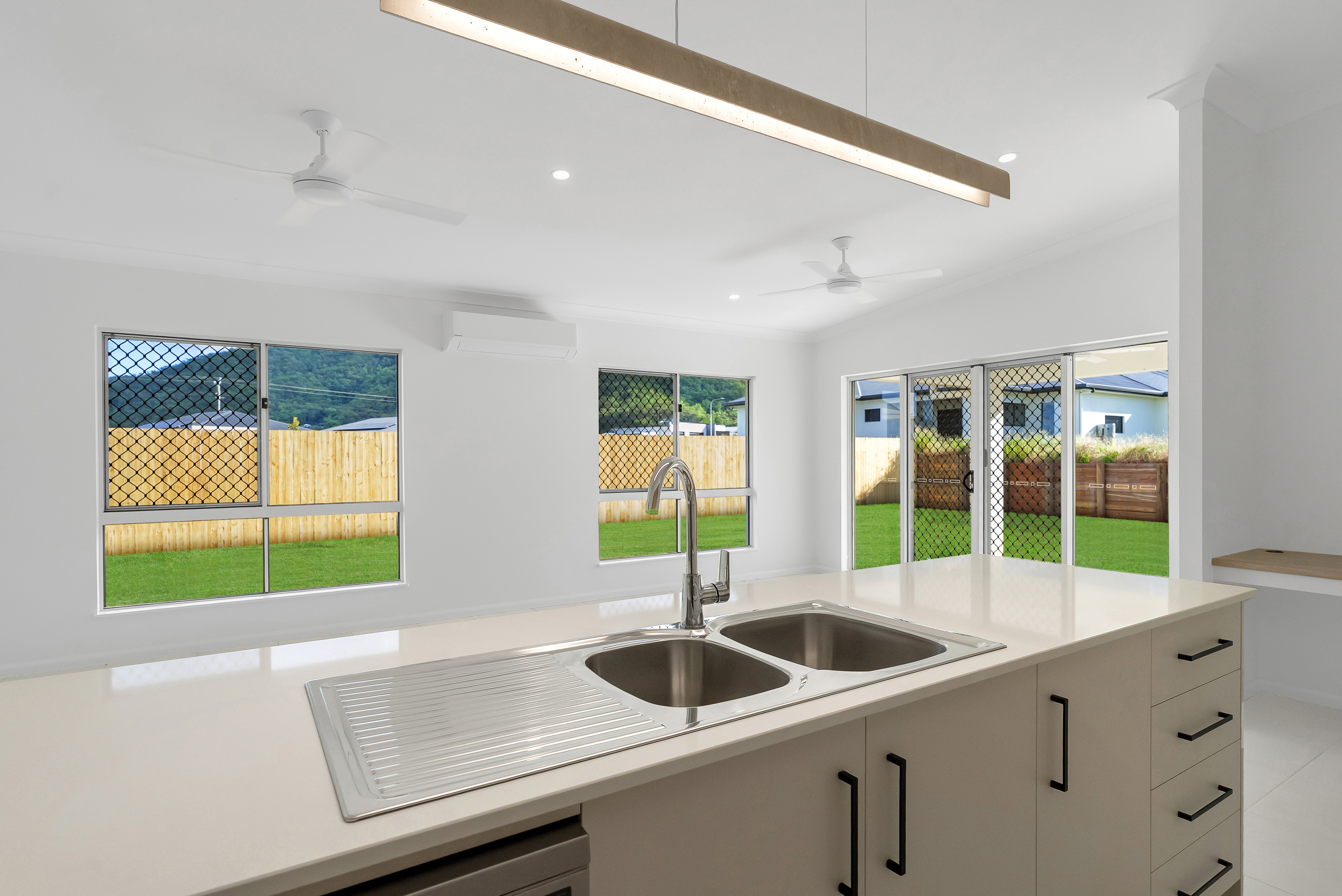 16 Sicilian Avenue, Gordonvale - Thumbnail 4