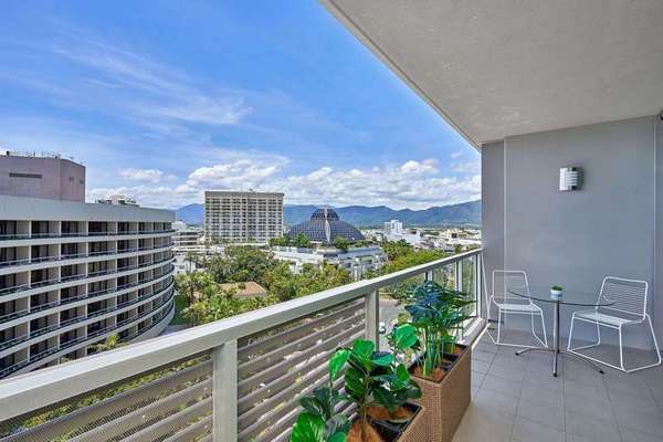 903/1 Marlin Parade, Cairns City - Thumbnail 2