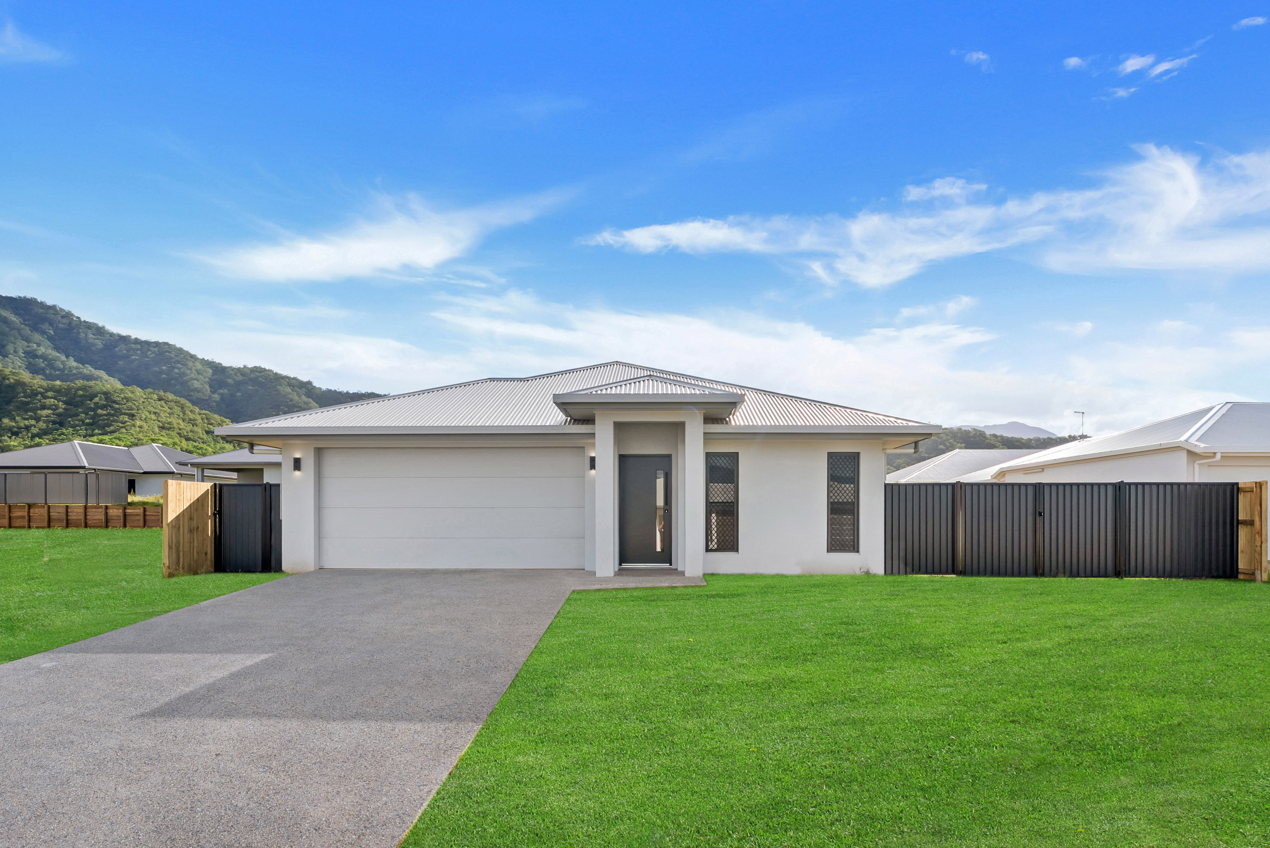 8 Sicilian Avenue, Gordonvale - Thumbnail 2
