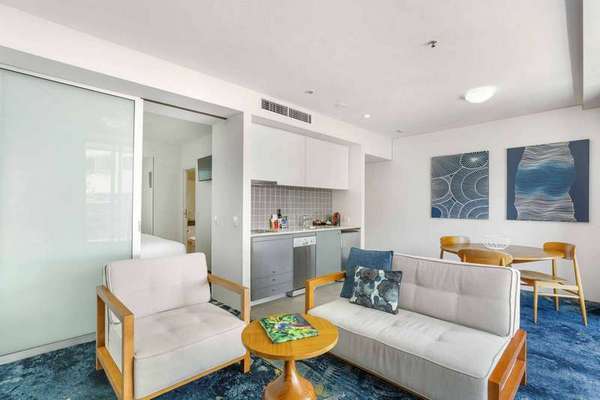 1 Marlin Pde, Cairns City - Thumbnail 2