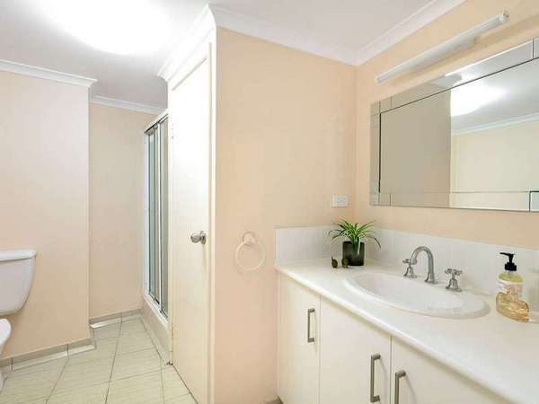 5/105 Collins Avenue, Edge Hill - Thumbnail 7