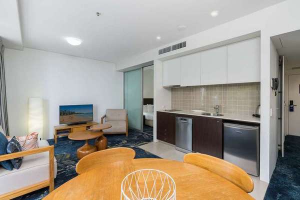 214/1 Marlin Pde, Cairns City - Thumbnail 2