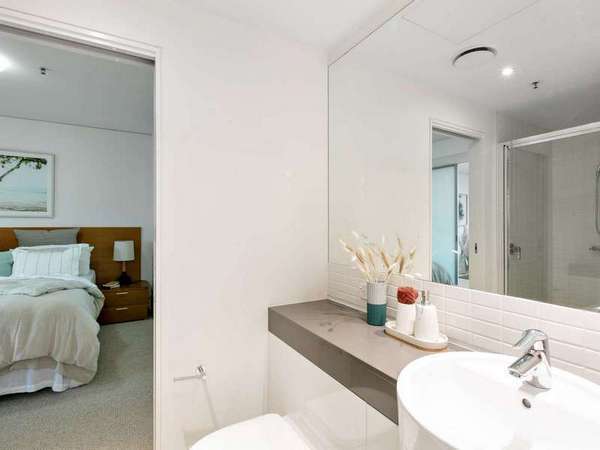 1106/1 Marlin Parade, Cairns City - Thumbnail 6