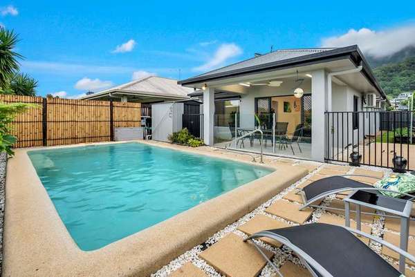 31 Woodrose Drive, Mount Sheridan - Thumbnail 4