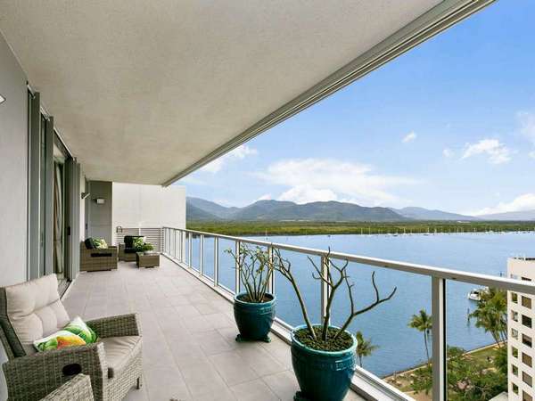 93/1 Marlin Parade, Cairns City - Thumbnail 2