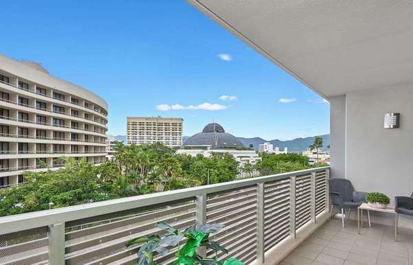 503/1 Marlin Pde, Cairns City - Thumbnail 2