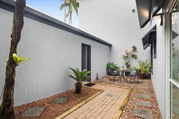 3/10 Brown Street, Woree - Thumbnail 4