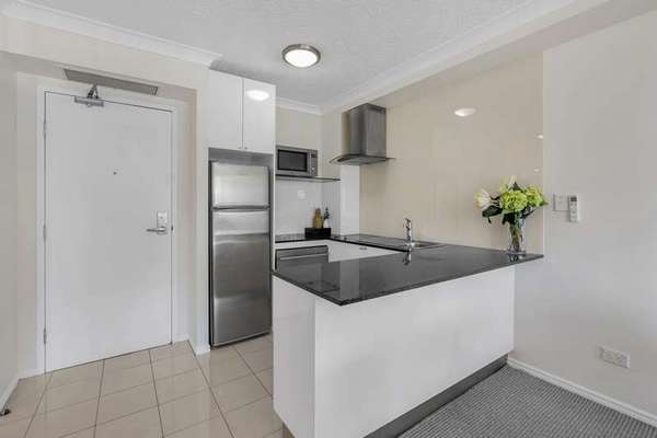 533/53-57 Esplanade, Cairns City - Thumbnail 7