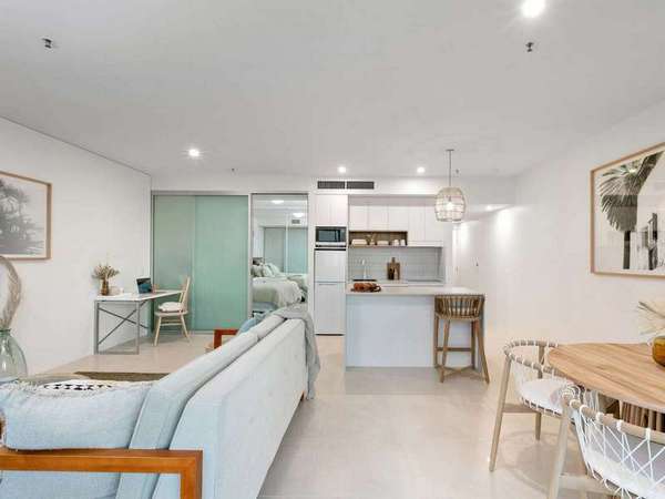 1004/1 Marlin Parade, Cairns City - Thumbnail 7