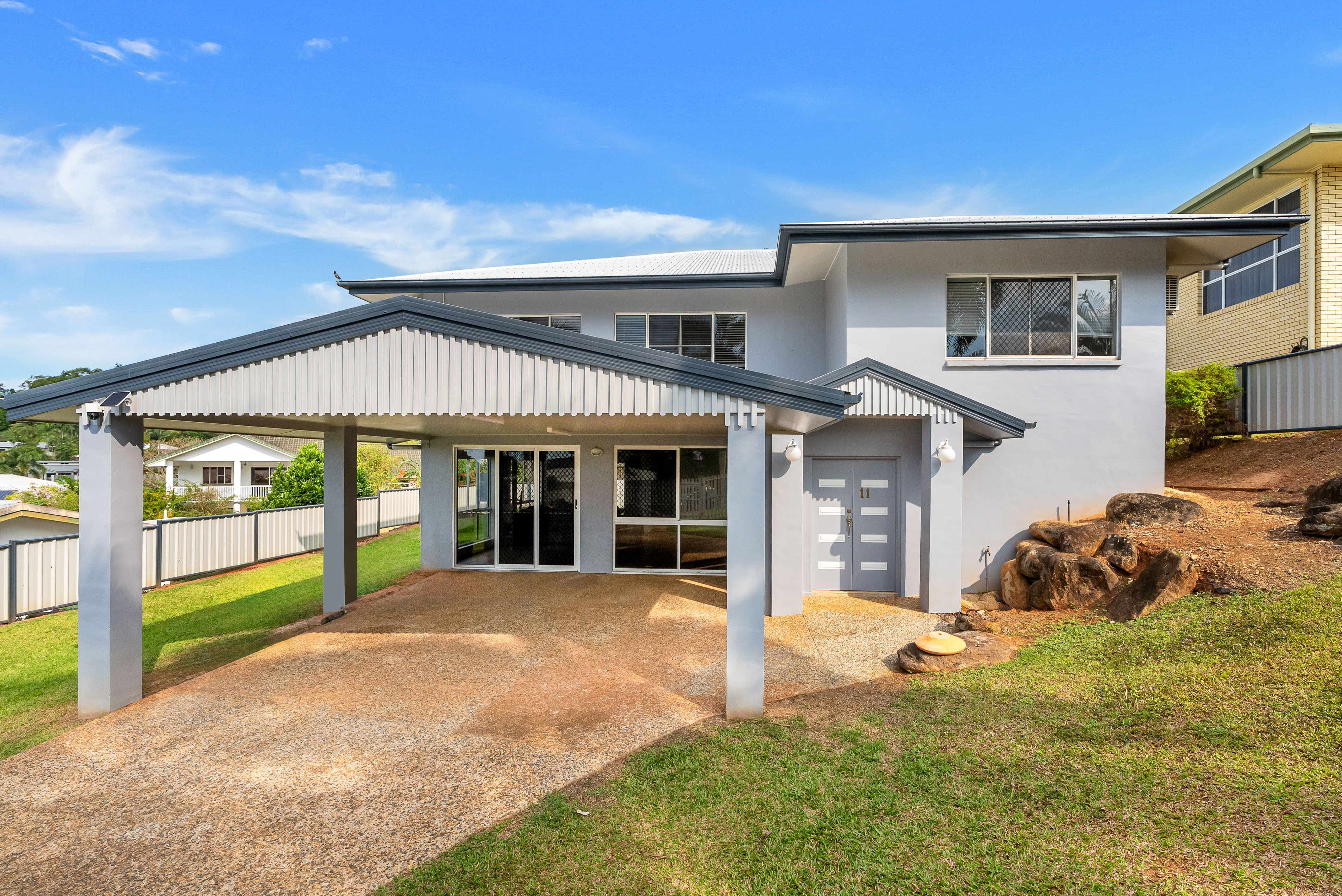 11 Gouldian Street, Bayview Heights - Image 1