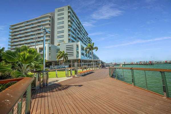 907/1 Marlin Parade, Cairns City - Thumbnail 2