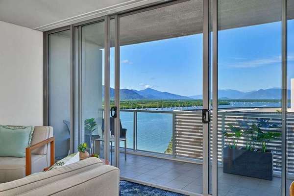 1104/1 Marlin Parade, Cairns City - Thumbnail 2
