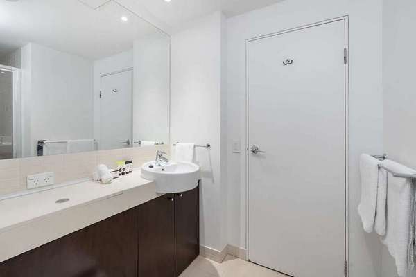 214/1 Marlin Pde, Cairns City - Thumbnail 6