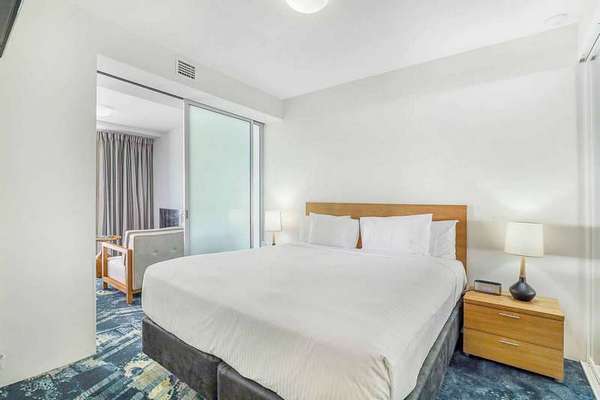 1 Marlin Pde, Cairns City - Thumbnail 5