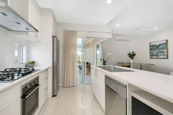 4 Rosario Close, Gordonvale - Thumbnail 3