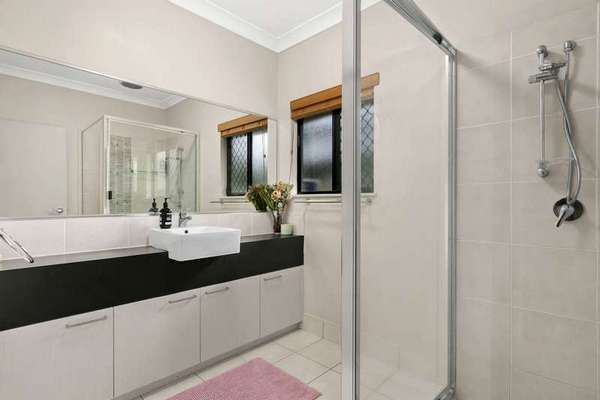 3 Anniebuka Close, Bentley Park - Thumbnail 8