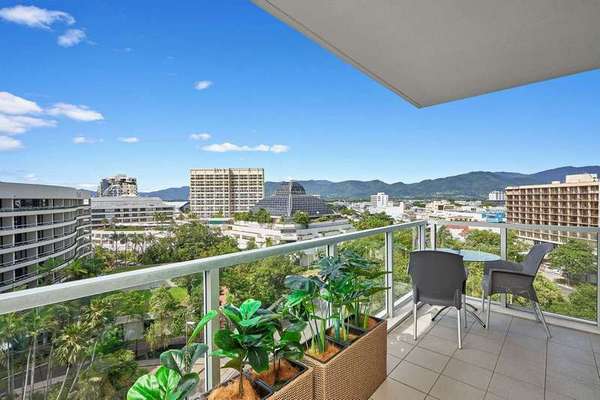 807/1 Marlin Parade, Cairns City - Thumbnail 2
