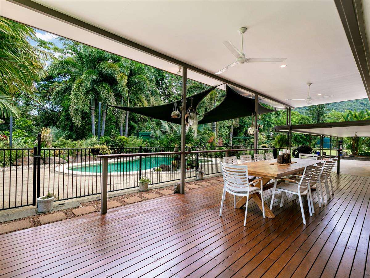 Property Auction at 2 Sapphire Close, Bayview Heights QLD, 4868 ...