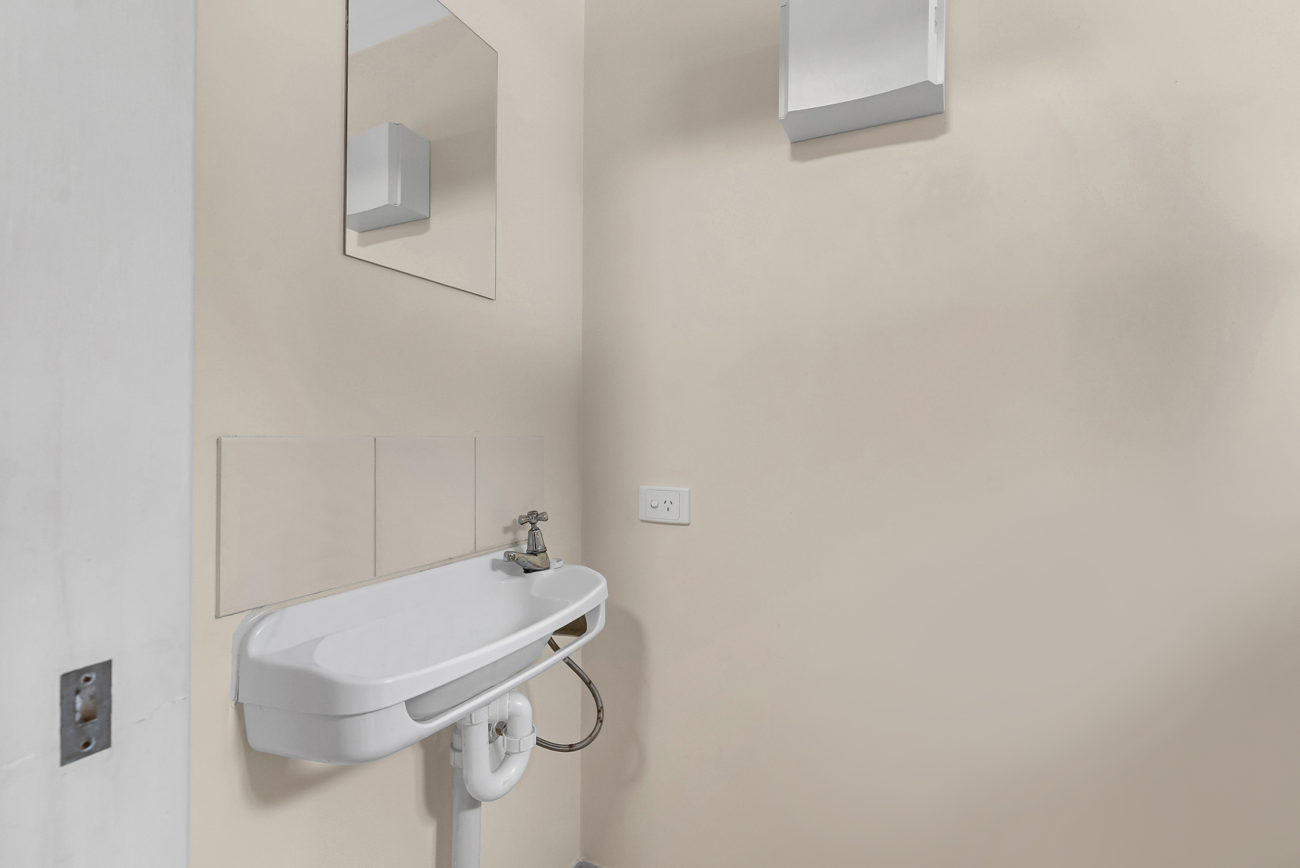 12/7-9 LeGrande Street, Freshwater - Thumbnail 8