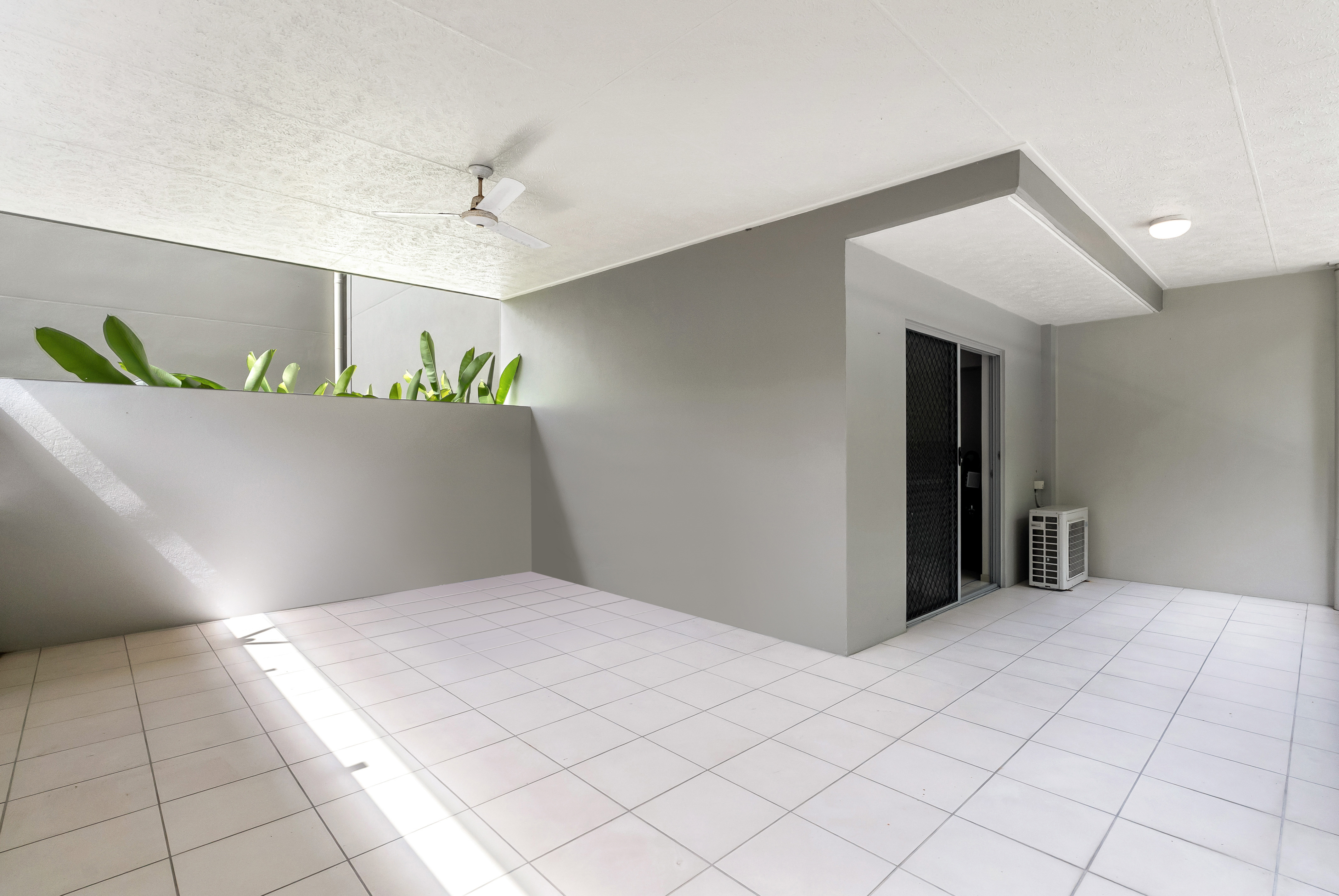 4/521-525 Varley Street, Yorkeys Knob - Thumbnail 6