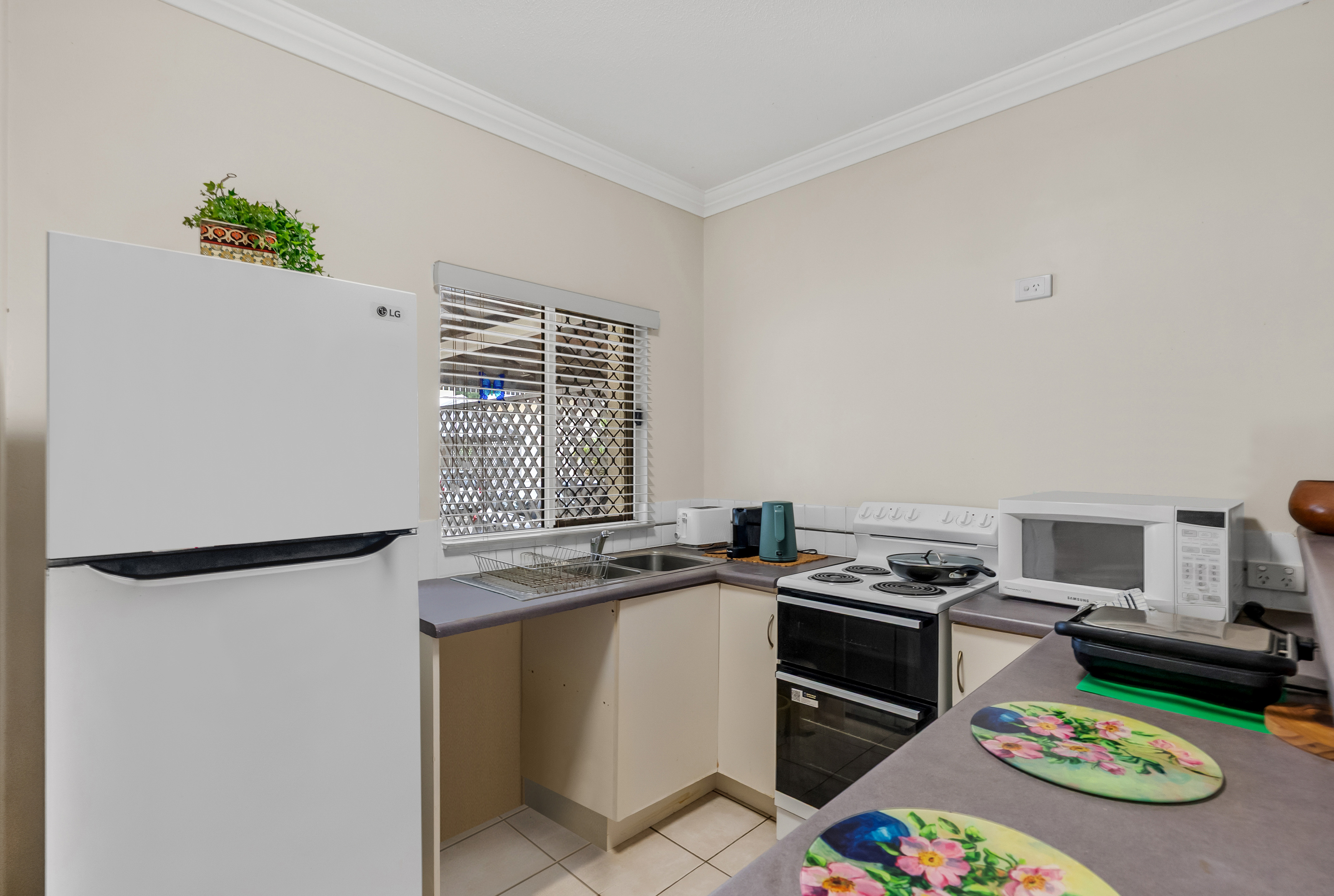12/7-9 LeGrande Street, Freshwater - Thumbnail 7