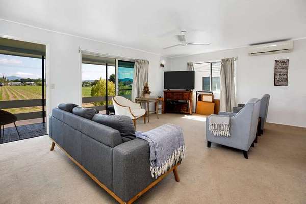 34 OAK STREET, Goondi Bend - Thumbnail 5
