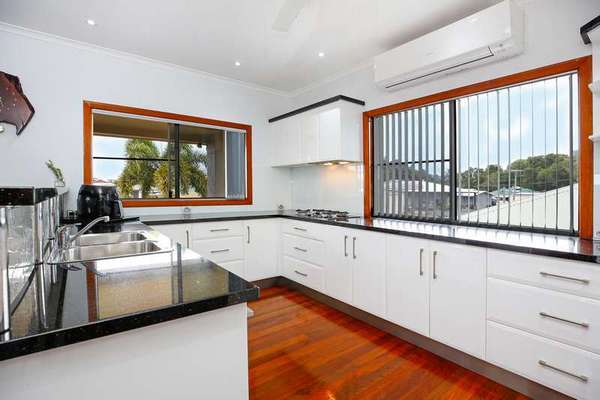 10 Ranleagh Street, Kurrimine Beach - Thumbnail 5