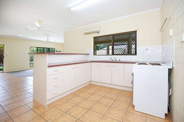 15 Casuarina Street, Tully Heads - Thumbnail 7