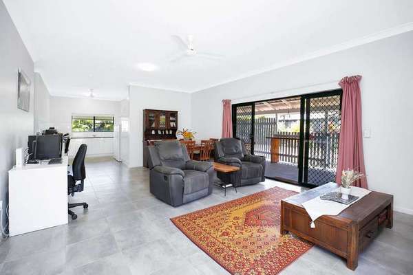 17 CASUARINA STREET, Tully Heads - Thumbnail 4