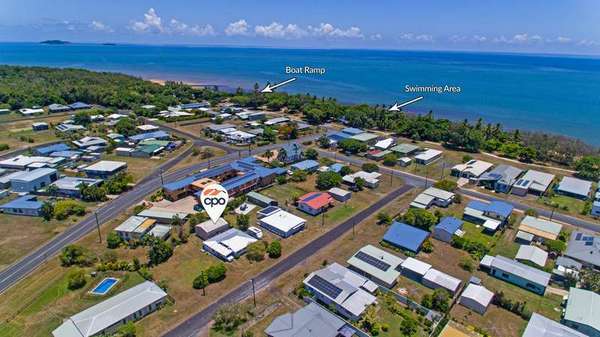 8 Maria Street, Kurrimine Beach - Thumbnail 3