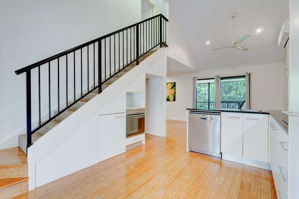 1 and 2/7 Dalgleish Street, Kurrimine Beach - Thumbnail 7
