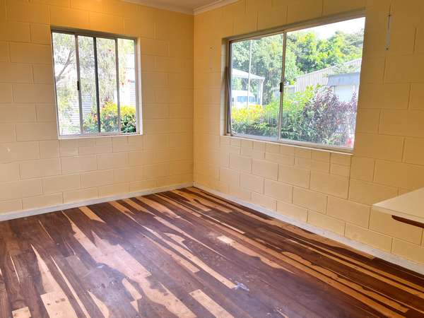 12 Olive Crescent, Kurrimine Beach - Thumbnail 3