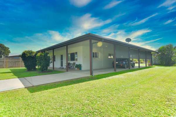 9 Amanda Crescent, Tully Heads - Thumbnail 2