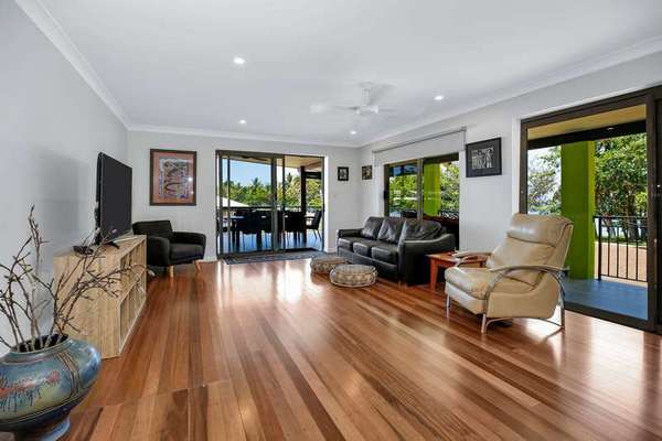 33 HARGREAVE STREET, Kurrimine Beach - Thumbnail 3