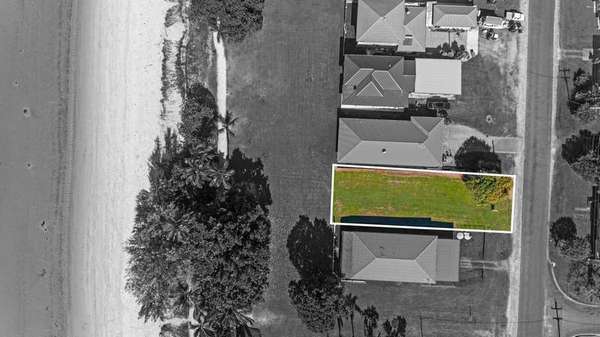 55 JACOBS ROAD, Kurrimine Beach - Thumbnail 3