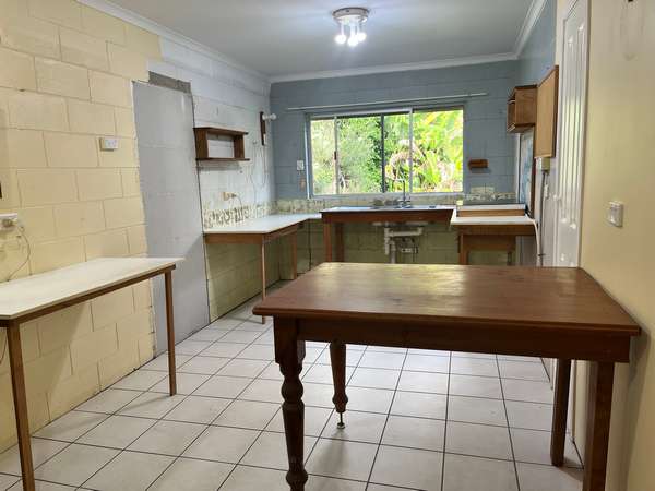 12 Olive Crescent, Kurrimine Beach - Thumbnail 5