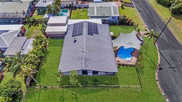 19 Casuarina Street, Tully Heads - Thumbnail 5
