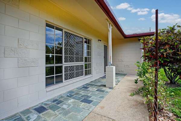 15 Casuarina Street, Tully Heads - Thumbnail 5