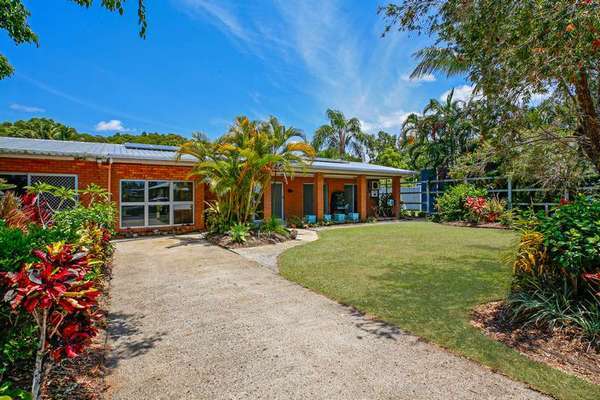 10-12 ANDREWS STREET, Kurrimine Beach - Thumbnail 2