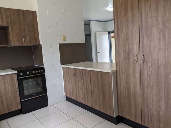 9 Phoenix Street, White Rock - Thumbnail 3