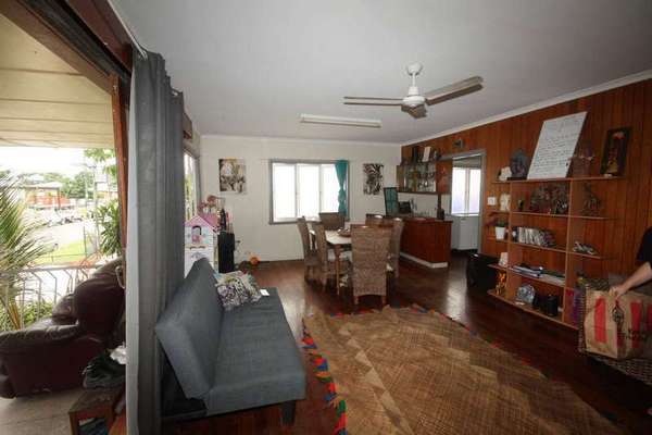 43-45 Joan Street, Bungalow - Thumbnail 8
