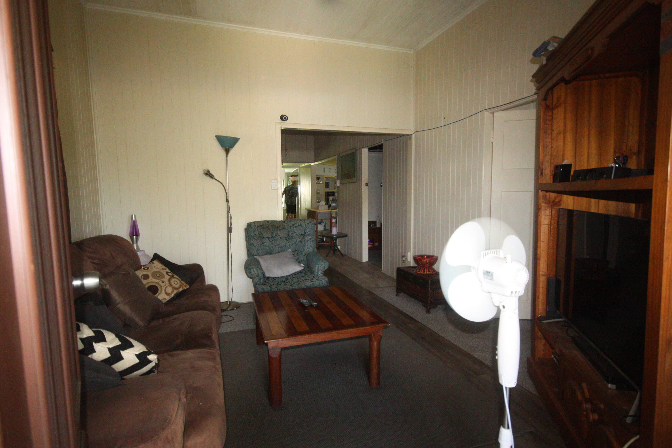81 Tills Street, Westcourt - Thumbnail 5