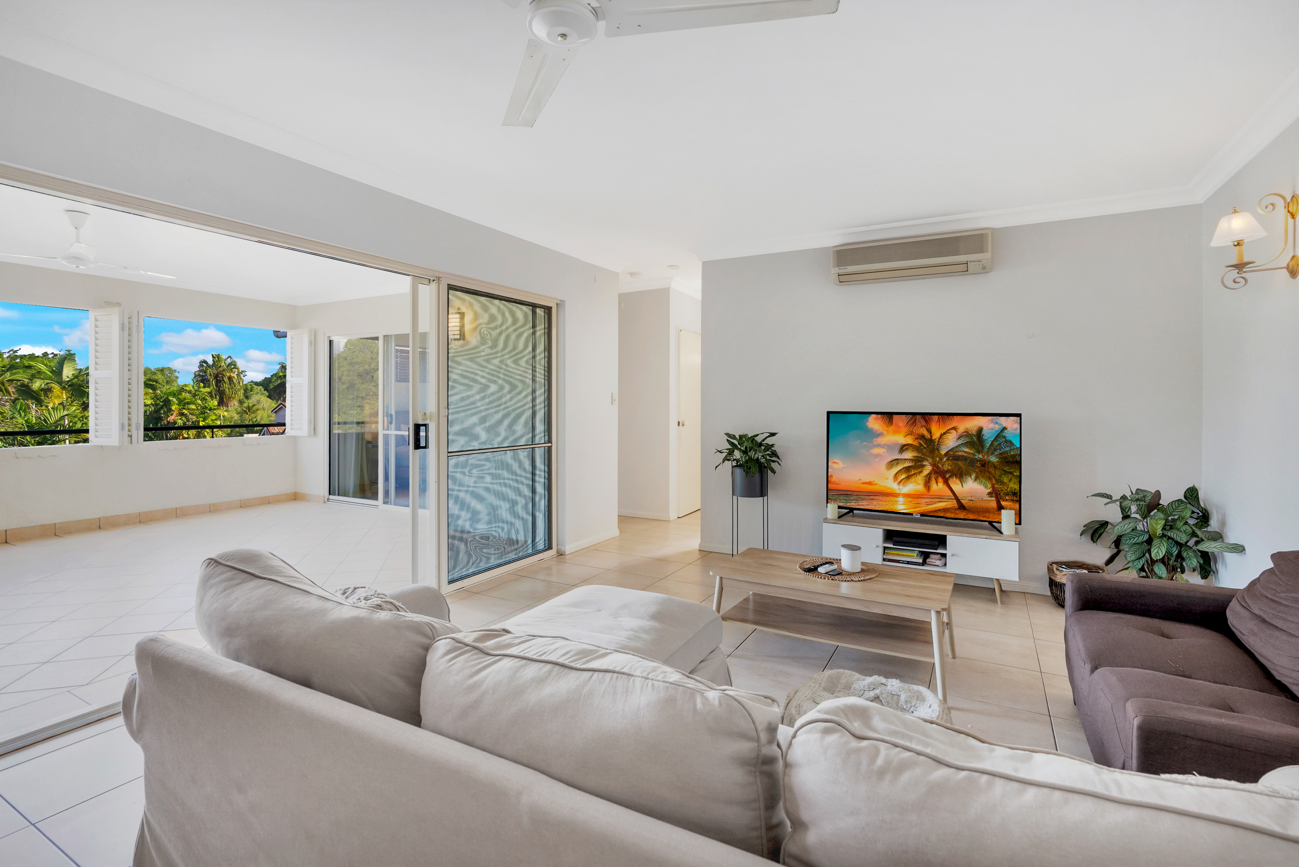 315/2-10 Greenslopes Street, Cairns North - Thumbnail 5