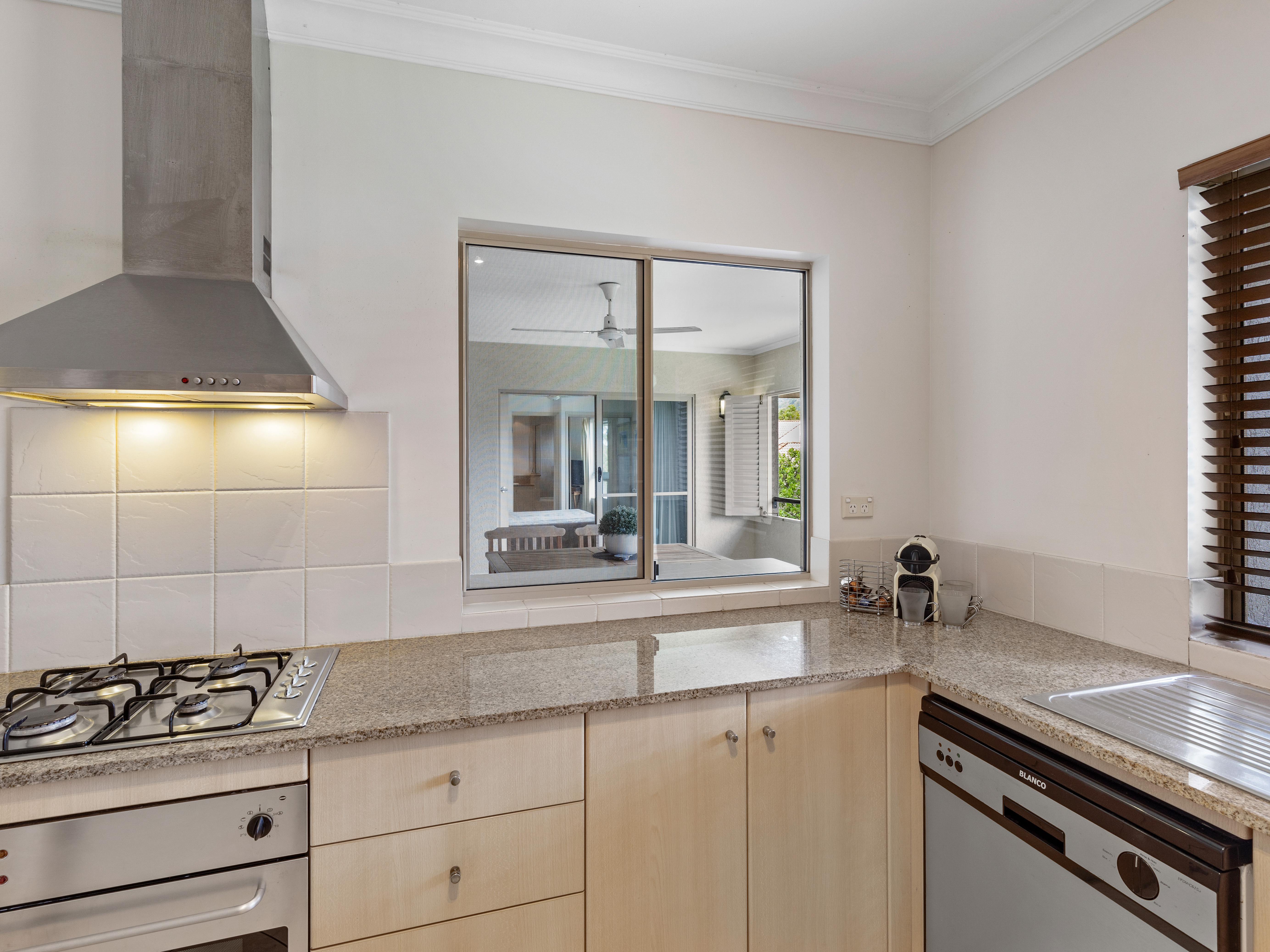 1324/2-10 Greenslopes Street, Cairns North - Thumbnail 8