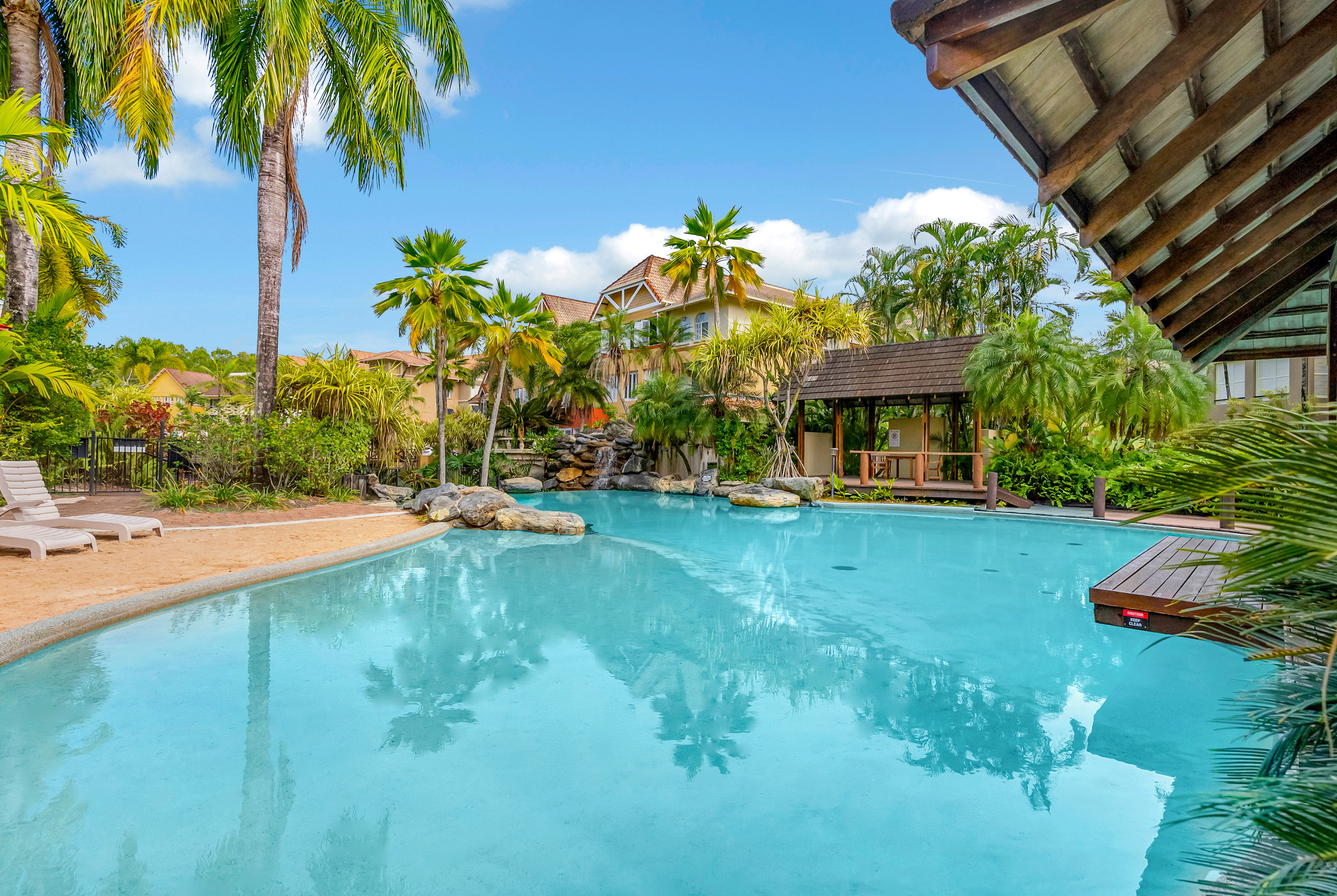 315/2-10 Greenslopes Street, Cairns North - Thumbnail 4