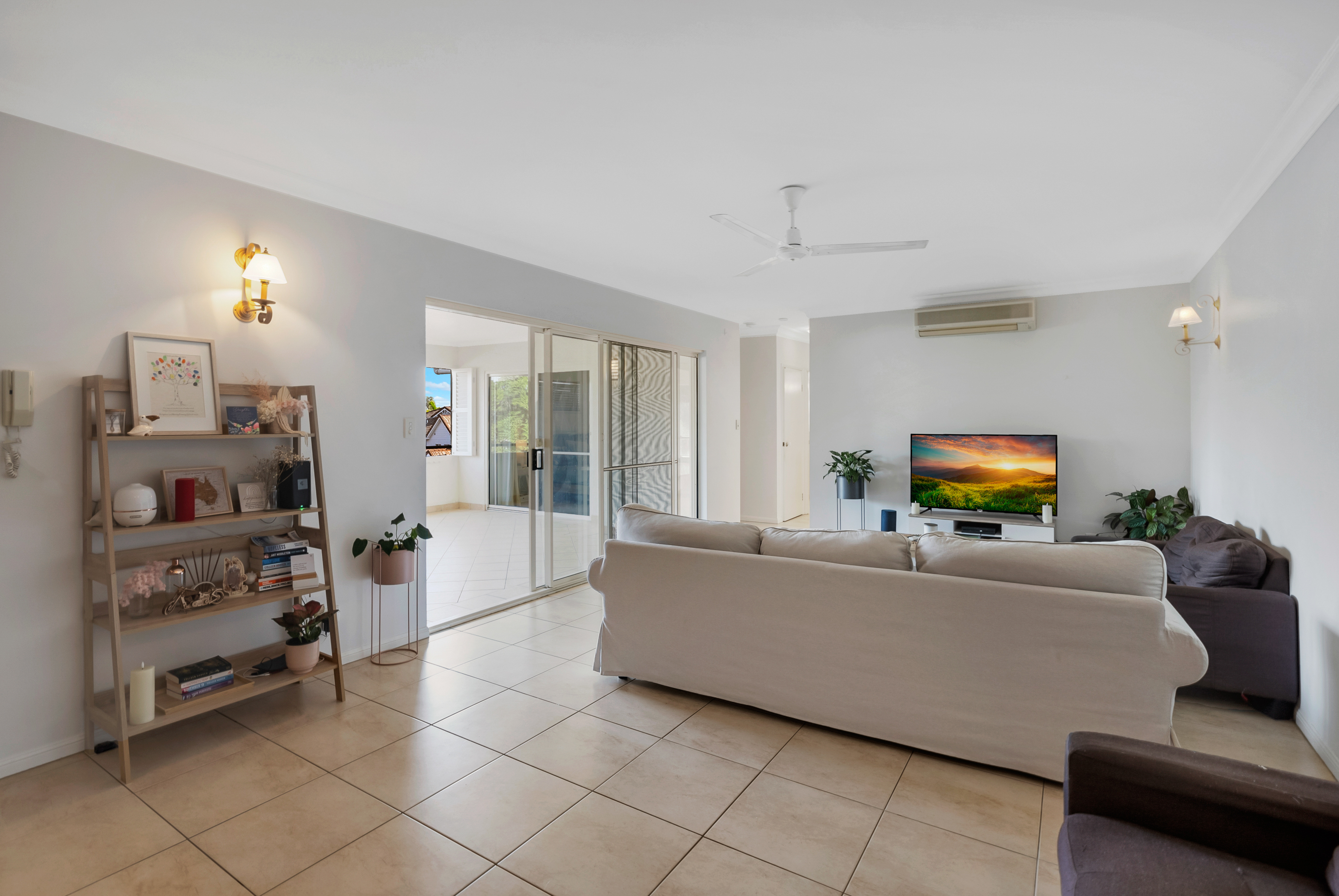 315/2-10 Greenslopes Street, Cairns North - Thumbnail 7