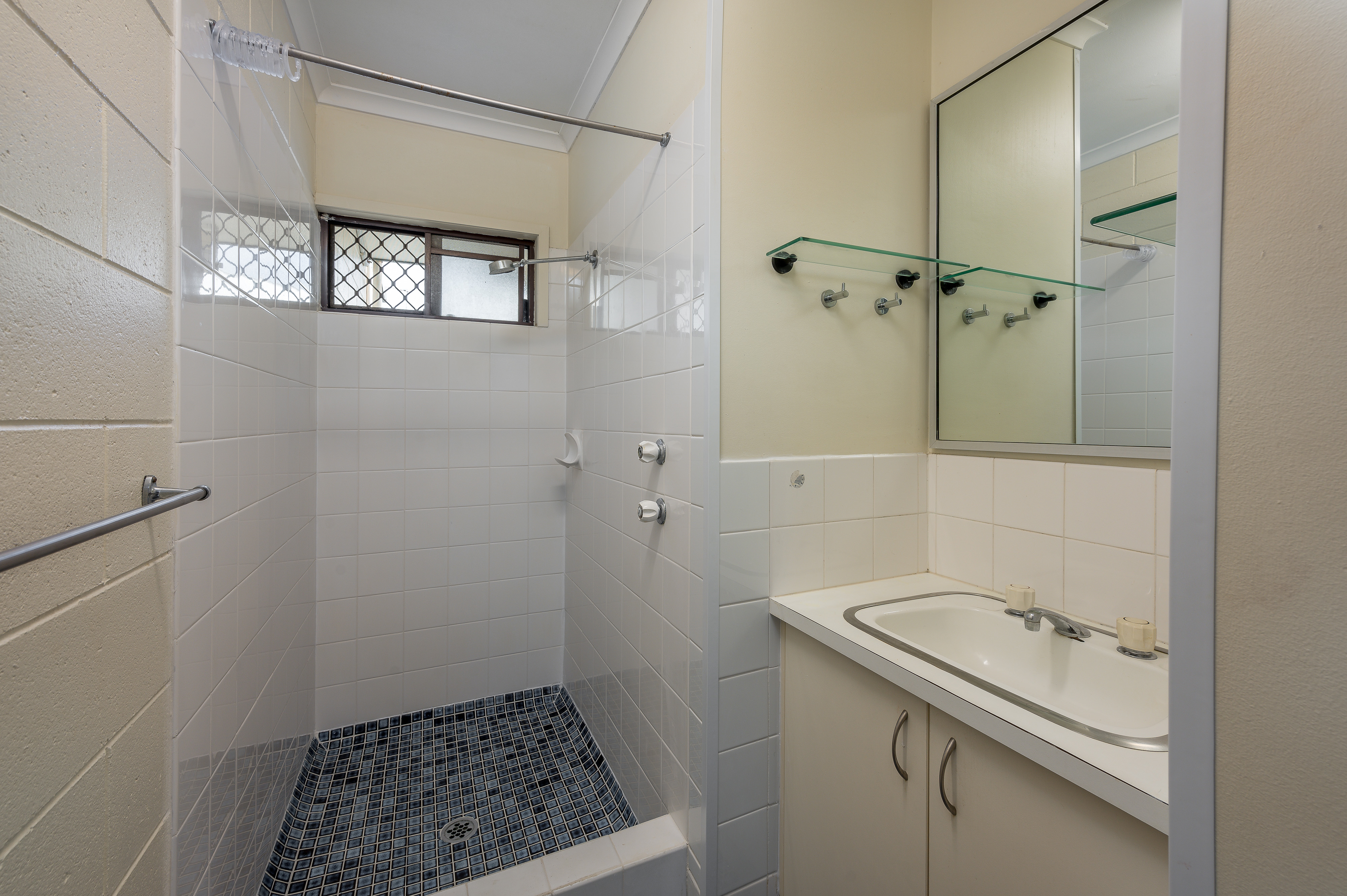 1/9 Cavanagh Street, Woree - Thumbnail 7