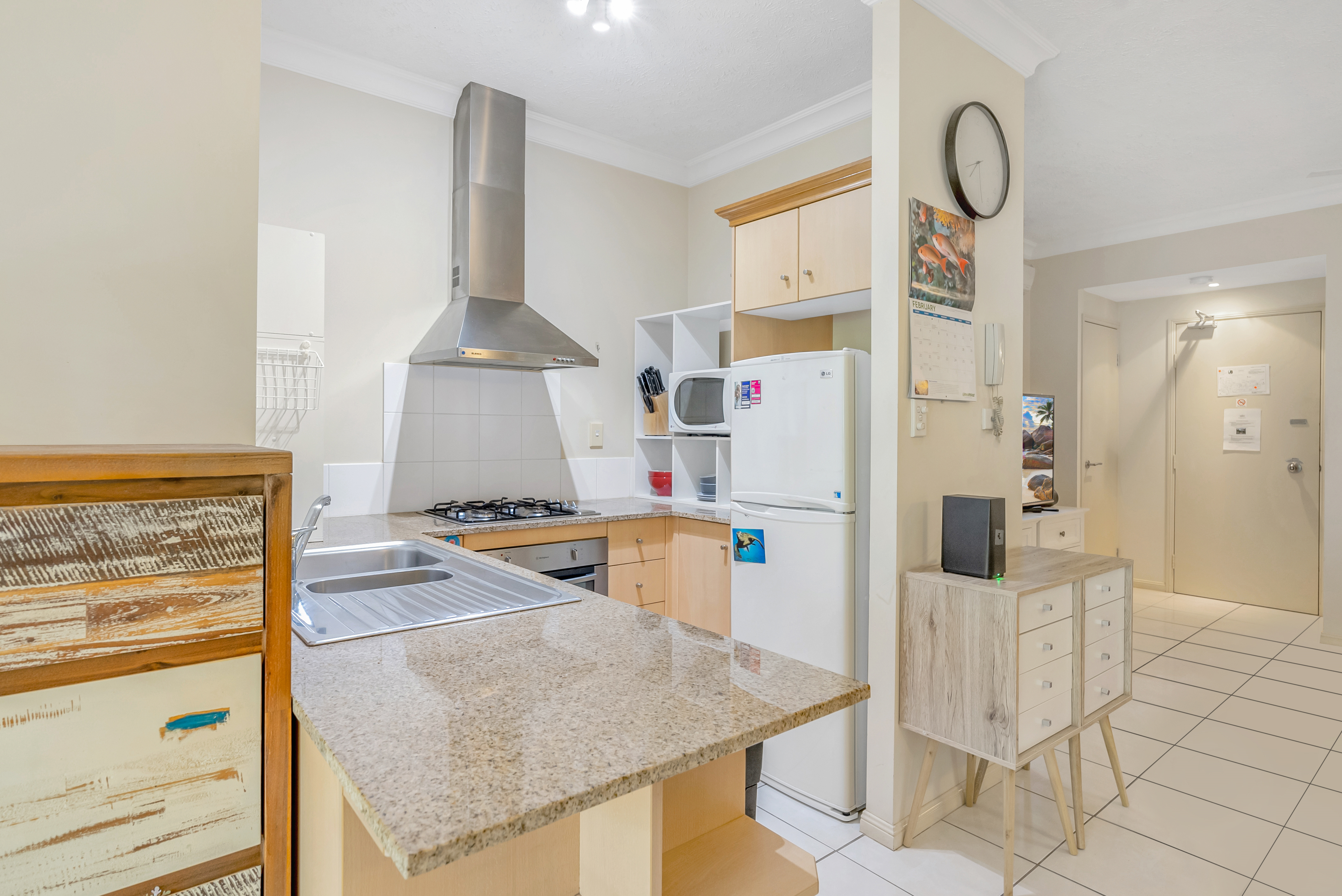 1707/2-10 Greenslopes Street, Cairns North - Thumbnail 8