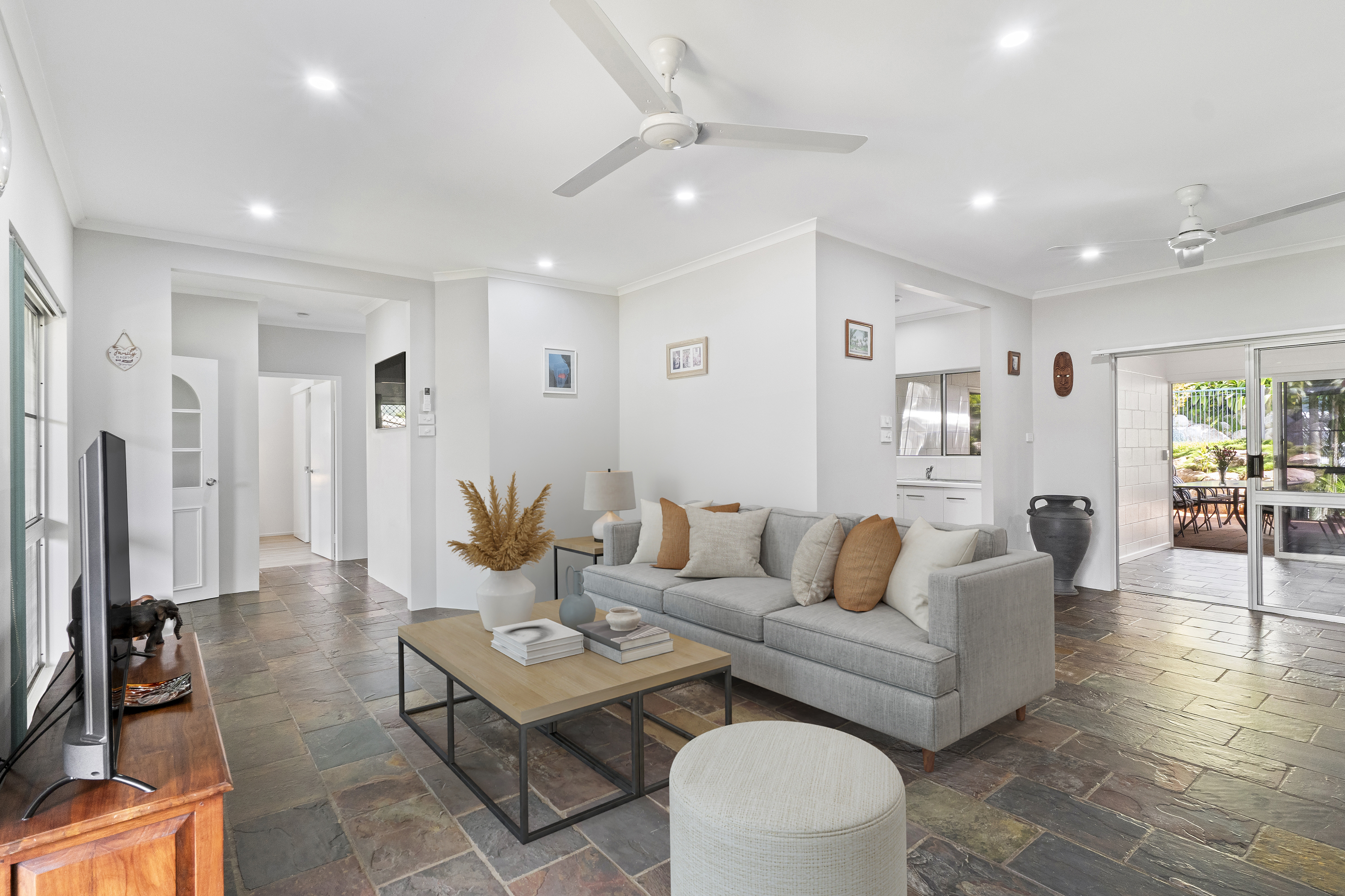 21 Adam Drive, Brinsmead - Thumbnail 6